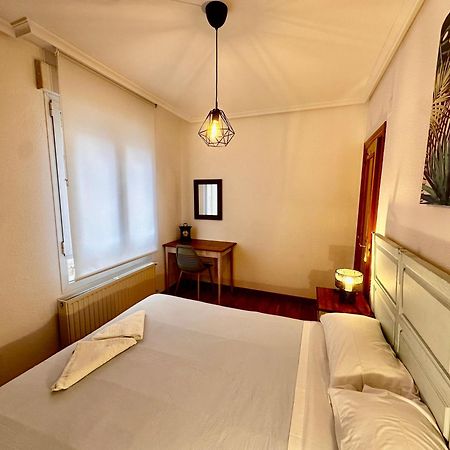 Atuaire Home Balcon Con Vistas A La Catedral De Burgo Εξωτερικό φωτογραφία