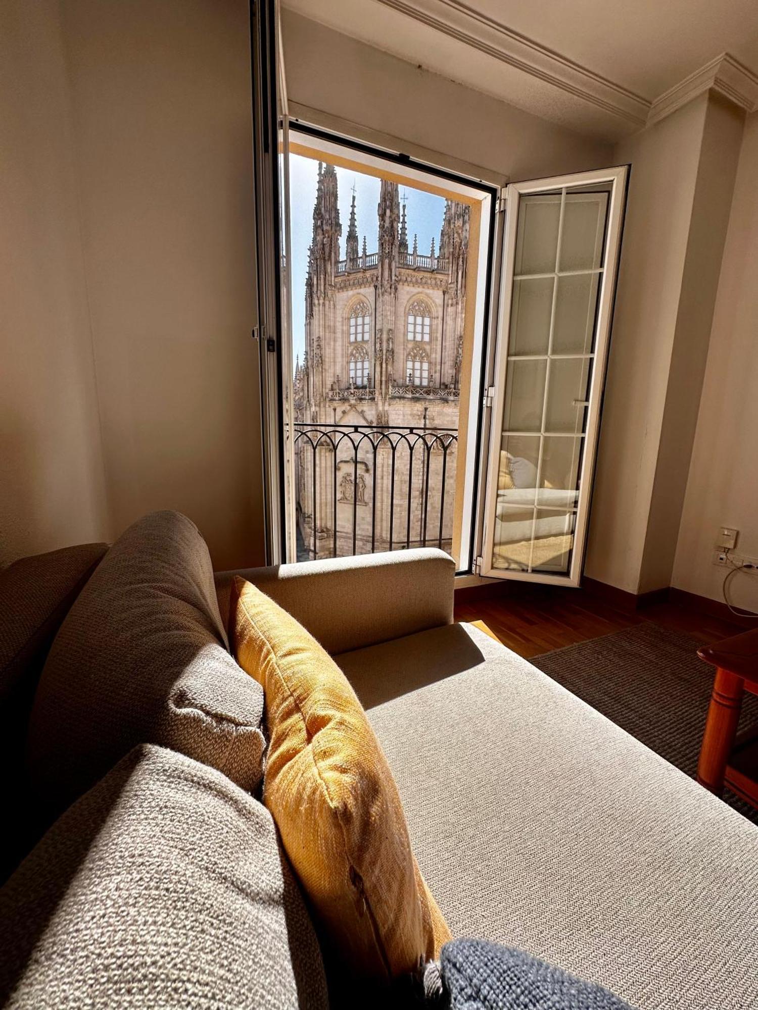 Atuaire Home Balcon Con Vistas A La Catedral De Burgo Εξωτερικό φωτογραφία